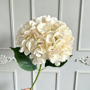 Meilleures ventes : Fleurs d'hortensia à toucher réel, tige unique, aspect humide, pour mariages et décorations intérieures - Product Image 5