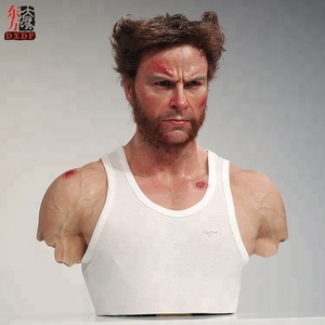 Busto de Maniquí de Silicona Hiperrealista de Tamaño Natural, de Alta Durabilidad, para Exhibición de Joyería de Alta Gama, Hecho a Medida, en Venta - Product Image 3