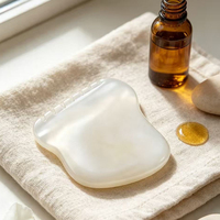 Masseur en jade blanc naturel pour la tête et le visage, outil de soin de la peau Gua Sha avec dents pour le lifting, anti-âge, beauté, SPA