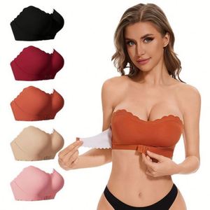 Sujetador Invisible de Silicona sin Tirantes con Efecto Push-Up, Marca Cupone Piece - Product Image 4
