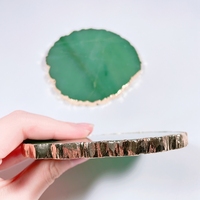 2026 Plaque personnalisée en tranche de pierre naturelle irrégulière plaquée or, Agate et Quartz, pour la lithothérapie, servant de sous-verres et de support de plat