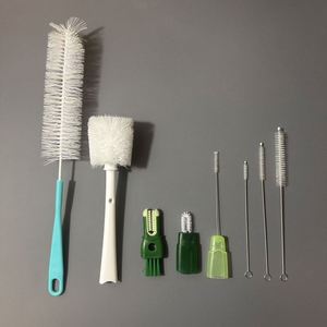Ensemble de brosses de nettoyage vertes multifonctionnelles 5-en-1 pour biberons, thermos et pailles, avec brosse longue pour pailles et brosse pour bouteilles d'eau - Product Image 6