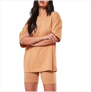 Conjunto de punto de 2 piezas para mujer, top largo con cuello redondo y manga tres cuartos, color liso, y pantalones cortos por encima de la rodilla, informal, para verano - Product Image 1