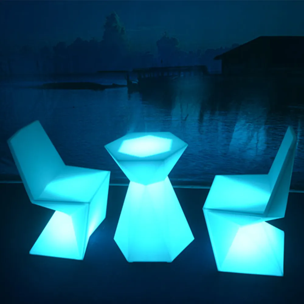 현대 불규칙한 모양의 조명 Led 정원 의자 및 작은 육각 모양의 Led 파티 식탁 레스토랑 Led 가구