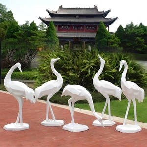 Statue <span class=keywords><strong>de</strong></span> Flamant Rose en Résine et Fibre <span class=keywords><strong>de</strong></span> Verre, Artisanat d'Art Populaire Moderne Personnalisé, Sculpture Animale Décorative, Art Déco Extérieur Surdimensionné Personnalisé - Product Image 4