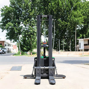5 मीटर हाई लिफ्ट इलेक्ट्रिक स्टेकर 2 टन-स आईएसओ प्रमाणित बैटरी संचालित स्टेकर CDD-20 मॉडल पॉलीयूरेथेन टायर औद्योगिक ग्रेड - Product Image 3