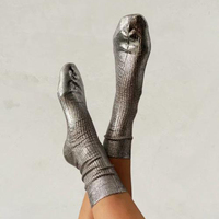 Chaussettes élégantes de luxe en soie métallisée côtelée pour femmes, chaussettes brillantes à paillettes mi-mollet