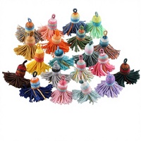 Matériaux pour accessoires de pendentif de sac et porte-clés faits main DIY, mini pompon court en fil de coton à dégradé ciel étoilé personnalisé