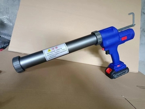 Jiaoshifu Pistola Calafateadora Eléctrica <span class=keywords><strong>de</strong></span> Silicona JSF 21V con Batería <span class=keywords><strong>de</strong></span> Litio Grado Industrial para Salchichón <span class=keywords><strong>de</strong></span> 300-600ml Capacidad 1 Año - Product Image 3