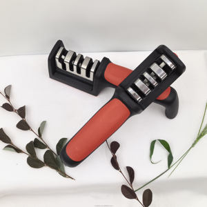 Mini afilador de cuchillos profesional Manual de acero inoxidable de 3 etapas y 4 etapas para cocina hecho con acero de tungsteno - Product Image 4