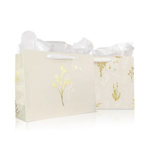 Bolsa de Compras de Lujo Clásica con Logotipo Personalizado de la Marca Ruihe, Nueva, Reutilizable, Hecha a Mano con Material Reciclado de Papel Kraft - Product Image 1