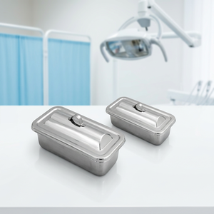 Plateau pour cathéter en acier inoxydable Labycare SKSS257CT Classe II avec couvercle sécurisé, résistant à la corrosion, facile à nettoyer pour les hôpitaux - Product Image 6
