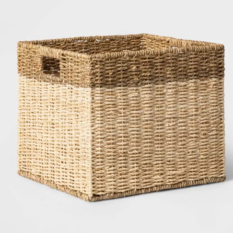 2023 handmade bambu rattan armazenamento roupas armazenamento caixas Grande Folha De Palmeira e Seagrass Metal Crate Branco