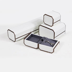 กล่องใส่เครื่องประดับพลาสติกแบบกำหนดเอง กล่องใส่กำไล สร้อยคอ แหวน กล่องสร้อยคอ โลโก้แบบกำหนดเอง บรรจุภัณฑ์เครื่องประดับสุดหรู - Product Image 5