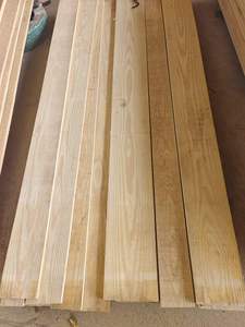 Bois de frêne lisse pour marches, contremarches et rampes d'escalier, supporté par l'OEM, bois dur de frêne - Product Image 1