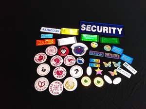 Impression de motif personnalisé En13356 PVC point <span class=keywords><strong>réfléchissant</strong></span> <span class=keywords><strong>casque</strong></span> de <span class=keywords><strong>moto</strong></span> autocollants de sécurité enfants cartable feuille réflexe <span class=keywords><strong>autocollant</strong></span> en vinyle - Product Image 2