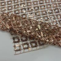 Nouveau tissu en maille à paillettes brodées tendance |   100% polyester 170GSM pour costumes de scène féminins, tenues de performance