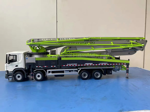 รถปั๊มคอนกรีตสีเขียว Lingyun Hollow 62 เมตร รุ่นรถแทรกเตอร์สี่เพลา ขนาด 1:38 - Product Image 4
