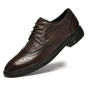 Chaussures décontractées en cuir pour hommes, nouveau modèle brogue à lacets, bout rond, respirantes, antidérapantes, semelle extérieure en caoutchouc véritable, collection automne - Product Image 2