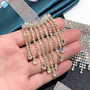 Broche en strass scintillante pour femmes, tenue coréenne à la mode, costume d'affaires, avec pampilles, cœur, <span class=keywords><strong>2022</strong></span> - Product Image 4