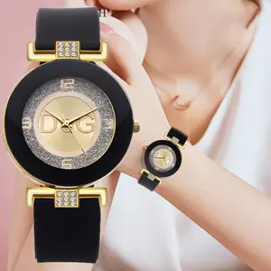 गर्म बिक्री लक्जरी महिलाओं Minimalist डिजाइन सिलिकॉन का पट्टा घड़ी बड़े डायल महिलाओं के फैशन घड़ी हीरा महिलाओं घड़ी लड़की Reloj