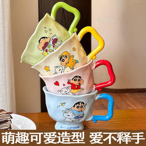 แก้วเซรามิคลายการ์ตูนเครยอนชินจังพร้อมหูจับ สีชมพู ฟ้า เขียว เหลือง แก้วเดี่ยวสำหรับเด็กและคู่รัก - Product Image 3