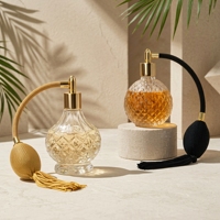 Flacon pulvérisateur coloré personnalisable, rechargeable, avec pompe à vis, flacons d'air vides 50ml 100ml, flacon de parfum en verre avec pulvérisateur