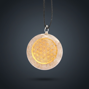 Pendentif en sélénite orgonite, pendentif énergétique orgonite, pendentif en pierre semi-précieuse, bijoux en cristal de sélénite - Product Image 2
