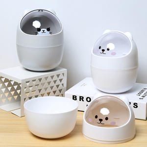 Mini cubo de <span class=keywords><strong>basura</strong></span> de escritorio bonito para oficina, cubos de <span class=keywords><strong>basura</strong></span> de papel para <span class=keywords><strong>encimera</strong></span>, cubo de <span class=keywords><strong>basura</strong></span> de plástico pequeño con tapa abatible - Product Image 4