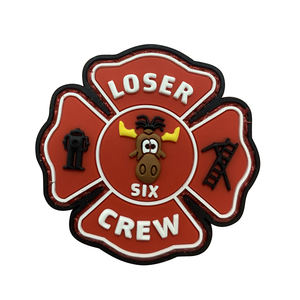 Parche de PVC suave 3D personalizado con diseño de calavera y rayas americanas para ropa y sombreros - Product Image 6