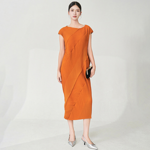 <span class=keywords><strong>Abito</strong></span> Estivo da Donna alla Moda, Design Plissettato, Taglia Unica, Senza Maniche, in Poliestere, Vestito Stropicciato - Product Image 2
