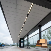 Lames de plafond en alliage d'aluminium de haute qualité avec design moderne et modèle 3D pour pergola de patio extérieur