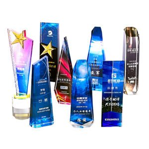 Nouvelle conception, boucliers et trophées en cristal de verre personnalisés en gros, trophée en cristal noir 3D gravé au laser - Product Image 3