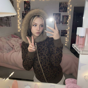 Veste à capuche zippée à imprimé léopard style Y2K avec bordure en fourrure, sweat à capuche streetwear décontracté et tendance pour femme - Product Image 4