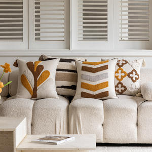 Housse de coussin carrée en velours brodé style nordique, multicolore, pour salon, avec motif feuilles d'automne 4545 - Product Image 4