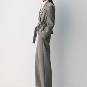 Blazer Elegante de Lana Gris Sólido Transpirable con Cinturón Ajustable y Corte Corto para Mujer, Ideal para Oficina - Nueva Colección 2025 - Product Image 3