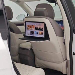 Zeekr 7X 646 ch SUV électrique AWD d'occasion avec téléviseur couleur, réfrigérateur et <span class=keywords><strong>grand</strong></span> canapé à vendre à prix très bas - Product Image 3