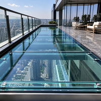 Panneaux de verre de sécurité feuilleté trempé transparent sur mesure PVB SGP pour balustrades de bâtiment, sols, escaliers et passerelles