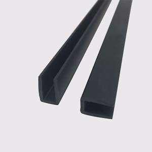 Profilé de protection en PVC en forme de U, durable et à prix abordable, pour extrusion - Product Image 1