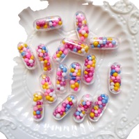 Figurine en résine souriante colorée, breloques 3D en forme de pilules et capsules, mini pilules décoratives, artisanat fait main, cadeau d'affaires, bijoux DIY pour boucles d'oreilles