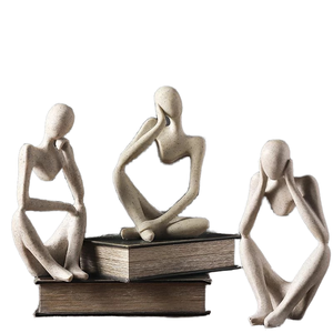 Statue abstraite moderne «Le penseur» Figurine en résine inspirée de la nature Style d'amour fait à la main Art peint à la main Collection - Product Image 1