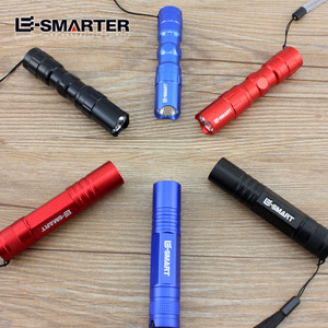 ไฟฉาย LED ขนาดเล็ก E-SMARTER ตัวเรือนอะลูมิเนียมอัลลอยด์ ปุ่มกดแบบพวงกุญแจ ไฟสำหรับตั้งแคมป์และทำงาน - Product Image 1