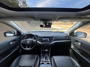 Personalización Interior, Jeep Grand Commander PLUS 2020 2021 2022, SUV de Lujo Usado - Product Image 3