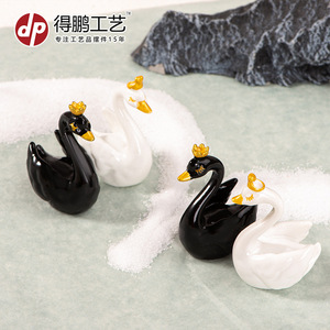Decoraciones en miniatura de resina Dp Swan para el hogar, decoración de pasteles de escritorio, 4 colores, forma artística de animal, azul, rosa, negro, blanco - Product Image 2