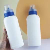 Contenants carrés en plastique HDPE personnalisés de 400 ml et 600 ml pour shampoing liquide et lessive, avec bouchon à vis pour emballage d'assouplissant textile