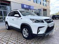 SUV Compacto Usado Económico BAIC Huansu S5 2017 2018 1.3T 5MT LHD 133HP 185Nm Techo Panorámico Cámara Trasera Coche Usado Confiable
