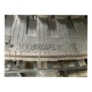 SWAFLY precio de fábrica excavadora de caucho pista 300X52.5X80