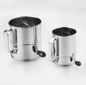 Beeman Tamiz <span class=keywords><strong>de</strong></span> harina <span class=keywords><strong>de</strong></span> acero inoxidable <span class=keywords><strong>de</strong></span> 8 tazas, manivela pequeña, herramienta <span class=keywords><strong>de</strong></span> cocina, cortadores manuales <span class=keywords><strong>de</strong></span> repostería, Metal para uso en panadería - Product Image 1