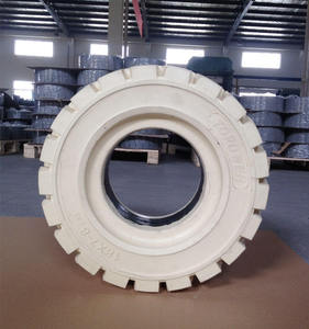 Pneu plein industriel électrique et diesel 18X7-8 pour chariot élévateur Linde/Toyota - Product Image 4