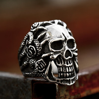 SS8-1293R 2024 mode baru 316L baja nirkarat cincin ular tengkorak pengendara sepeda pria Punk cincin bunga perhiasan keren